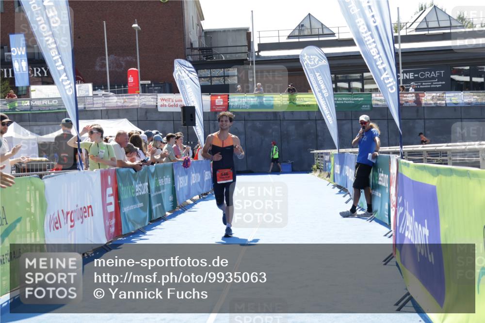 09.08.2026 - GEWOBA Citytriathlon Bremen Yannick Fuchs http://msf.ph/oto/9935063 09.08.2026 14:46:31 Ziel 546 meine-sportfotos.de