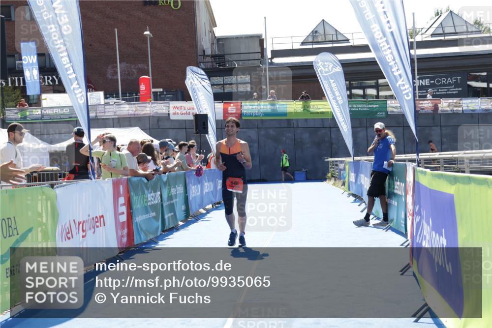 09.08.2026 - GEWOBA Citytriathlon Bremen Yannick Fuchs http://msf.ph/oto/9935065 09.08.2026 14:46:31 Ziel 546 meine-sportfotos.de