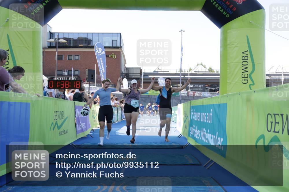 09.08.2026 - GEWOBA Citytriathlon Bremen Yannick Fuchs http://msf.ph/oto/9935112 09.08.2026 11:38:22 Ziel 175 meine-sportfotos.de