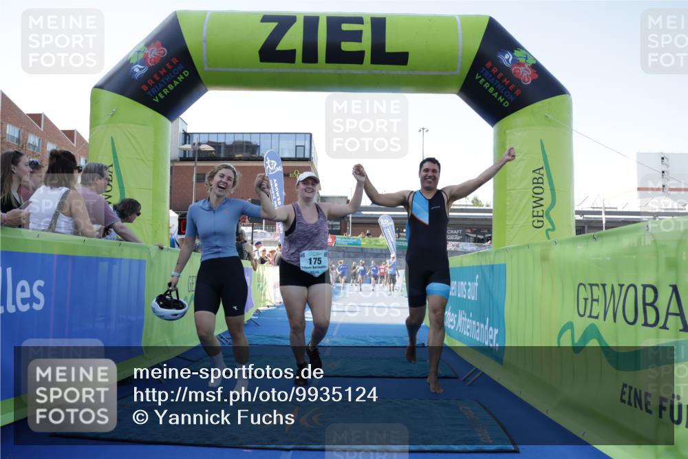 09.08.2026 - GEWOBA Citytriathlon Bremen Yannick Fuchs http://msf.ph/oto/9935124 09.08.2026 11:38:23 Ziel 61, 175 meine-sportfotos.de