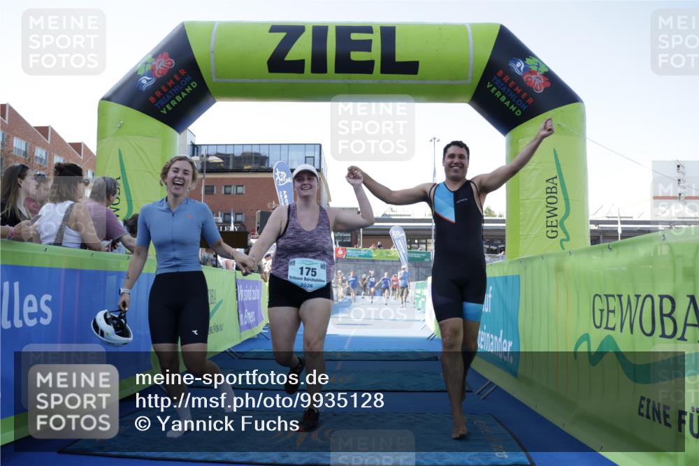 09.08.2026 - GEWOBA Citytriathlon Bremen Yannick Fuchs http://msf.ph/oto/9935128 09.08.2026 11:38:24 Ziel 61, 175 meine-sportfotos.de