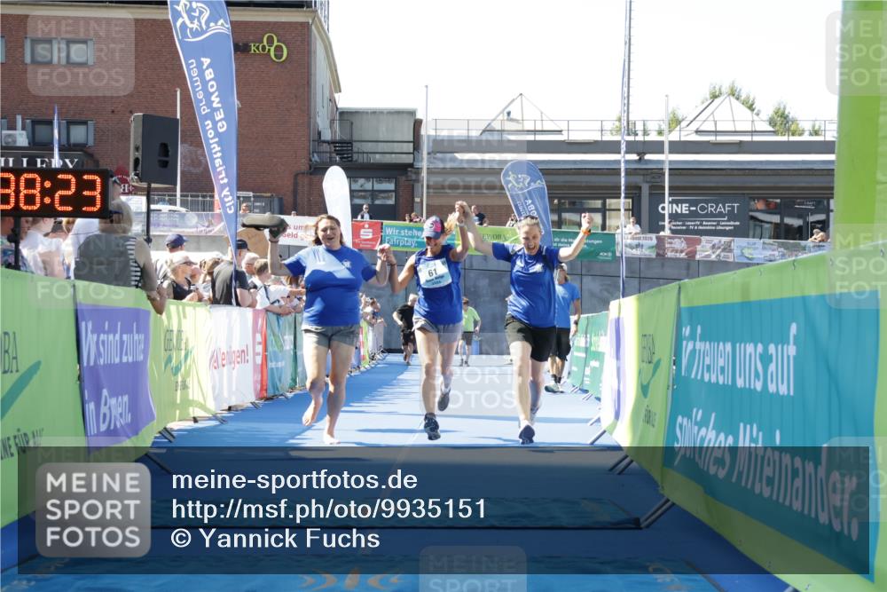 09.08.2026 - GEWOBA Citytriathlon Bremen Yannick Fuchs http://msf.ph/oto/9935151 09.08.2026 11:38:27 Ziel 61 meine-sportfotos.de