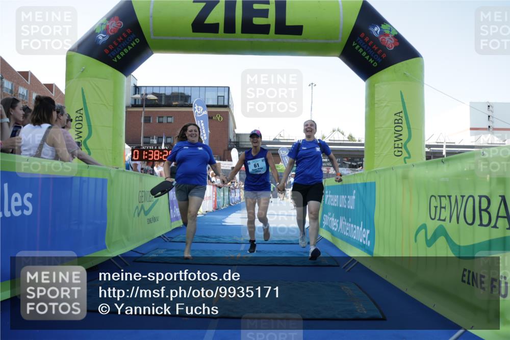 09.08.2026 - GEWOBA Citytriathlon Bremen Yannick Fuchs http://msf.ph/oto/9935171 09.08.2026 11:38:29 Ziel 61 meine-sportfotos.de