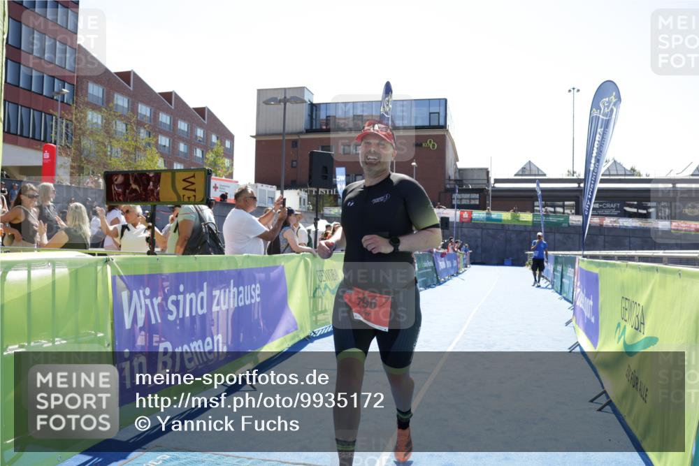 09.08.2026 - GEWOBA Citytriathlon Bremen Yannick Fuchs http://msf.ph/oto/9935172 09.08.2026 14:47:57 Ziel 796 meine-sportfotos.de