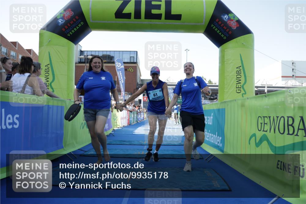 09.08.2026 - GEWOBA Citytriathlon Bremen Yannick Fuchs http://msf.ph/oto/9935178 09.08.2026 11:38:30 Ziel 61 meine-sportfotos.de
