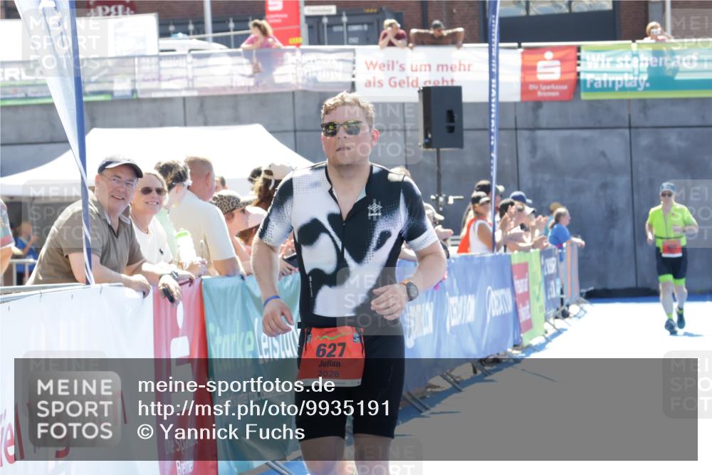 09.08.2026 - GEWOBA Citytriathlon Bremen Yannick Fuchs http://msf.ph/oto/9935191 09.08.2026 14:48:26 Ziel 627 meine-sportfotos.de