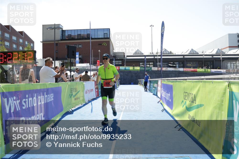 09.08.2026 - GEWOBA Citytriathlon Bremen Yannick Fuchs http://msf.ph/oto/9935233 09.08.2026 14:48:36 Ziel 856 meine-sportfotos.de