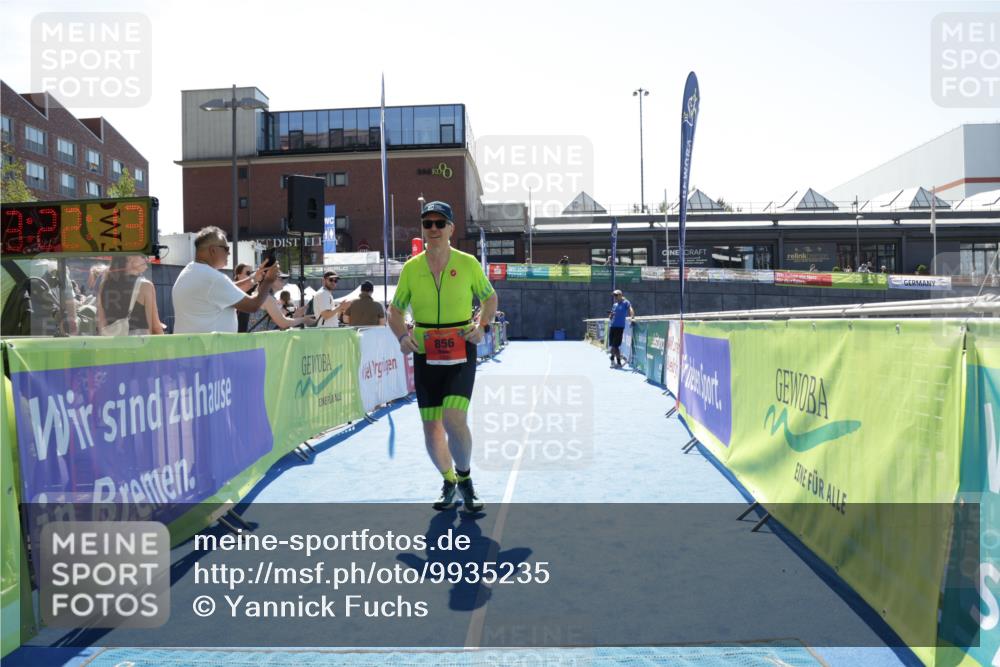 09.08.2026 - GEWOBA Citytriathlon Bremen Yannick Fuchs http://msf.ph/oto/9935235 09.08.2026 14:48:36 Ziel 856 meine-sportfotos.de