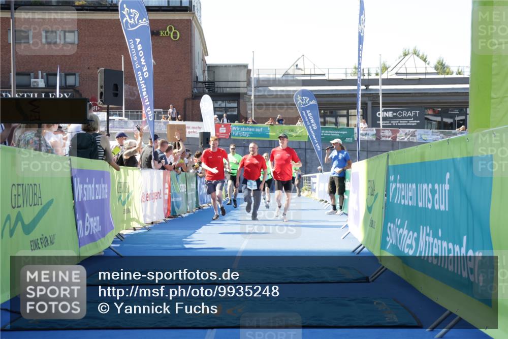 09.08.2026 - GEWOBA Citytriathlon Bremen Yannick Fuchs http://msf.ph/oto/9935248 09.08.2026 11:38:52 Ziel 17, 55 meine-sportfotos.de