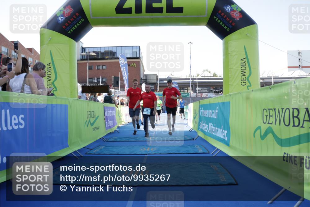 09.08.2026 - GEWOBA Citytriathlon Bremen Yannick Fuchs http://msf.ph/oto/9935267 09.08.2026 11:38:54 Ziel 17, 55 meine-sportfotos.de