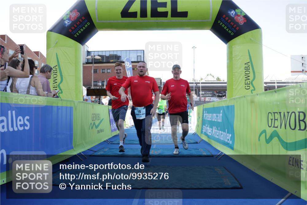 09.08.2026 - GEWOBA Citytriathlon Bremen Yannick Fuchs http://msf.ph/oto/9935276 09.08.2026 11:38:55 Ziel 17, 55 meine-sportfotos.de