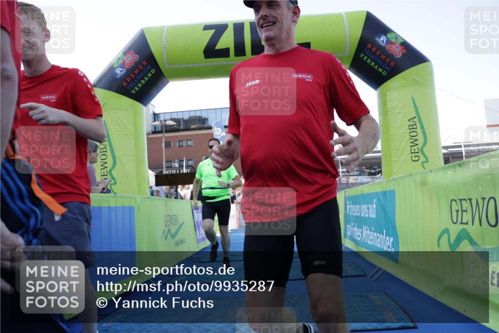 09.08.2026 - GEWOBA Citytriathlon Bremen Yannick Fuchs http://msf.ph/oto/9935287 09.08.2026 11:38:56 Ziel 17, 55 meine-sportfotos.de