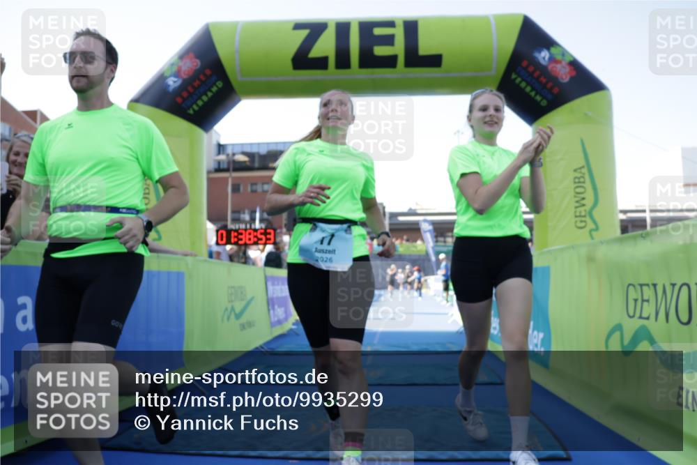 09.08.2026 - GEWOBA Citytriathlon Bremen Yannick Fuchs http://msf.ph/oto/9935299 09.08.2026 11:38:57 Ziel 17, 55, 143 meine-sportfotos.de