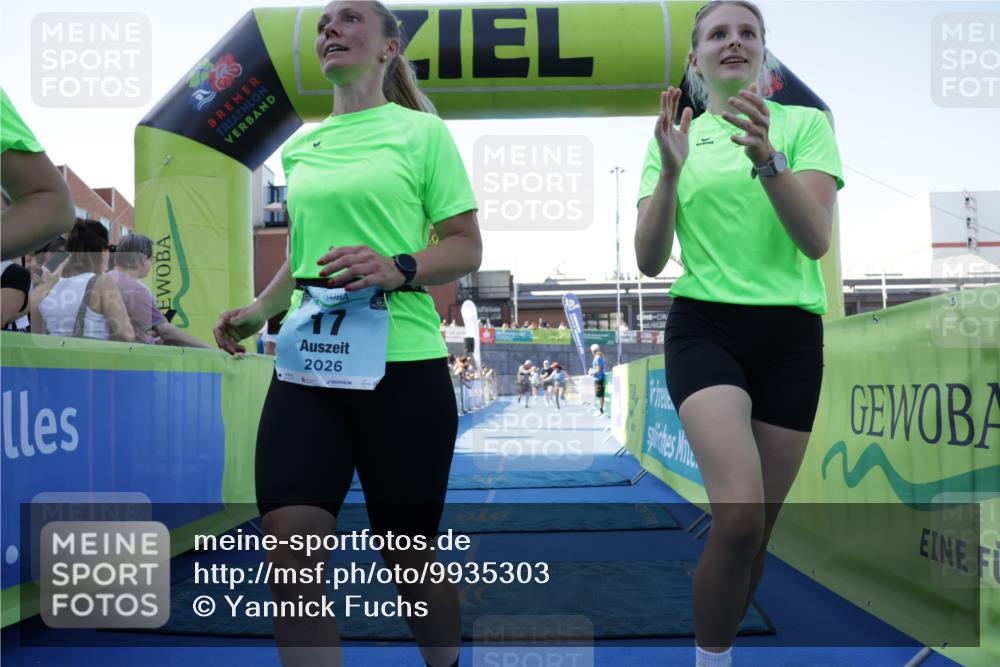 09.08.2026 - GEWOBA Citytriathlon Bremen Yannick Fuchs http://msf.ph/oto/9935303 09.08.2026 11:38:58 Ziel 17, 55, 143 meine-sportfotos.de