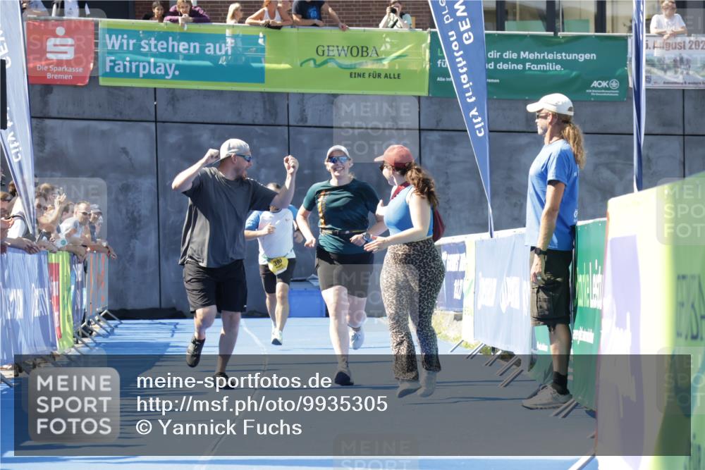 09.08.2026 - GEWOBA Citytriathlon Bremen Yannick Fuchs http://msf.ph/oto/9935305 09.08.2026 11:38:59 Ziel 17, 143 meine-sportfotos.de