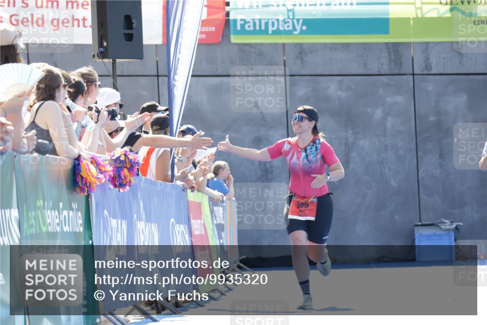 09.08.2026 - GEWOBA Citytriathlon Bremen Yannick Fuchs http://msf.ph/oto/9935320 09.08.2026 14:49:31 Ziel  meine-sportfotos.de