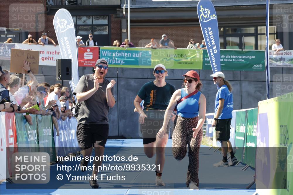 09.08.2026 - GEWOBA Citytriathlon Bremen Yannick Fuchs http://msf.ph/oto/9935321 09.08.2026 11:39:01 Ziel 143 meine-sportfotos.de