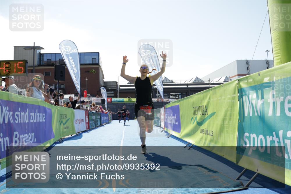 09.08.2026 - GEWOBA Citytriathlon Bremen Yannick Fuchs http://msf.ph/oto/9935392 09.08.2026 14:50:39 Ziel 899, 922, 964 meine-sportfotos.de