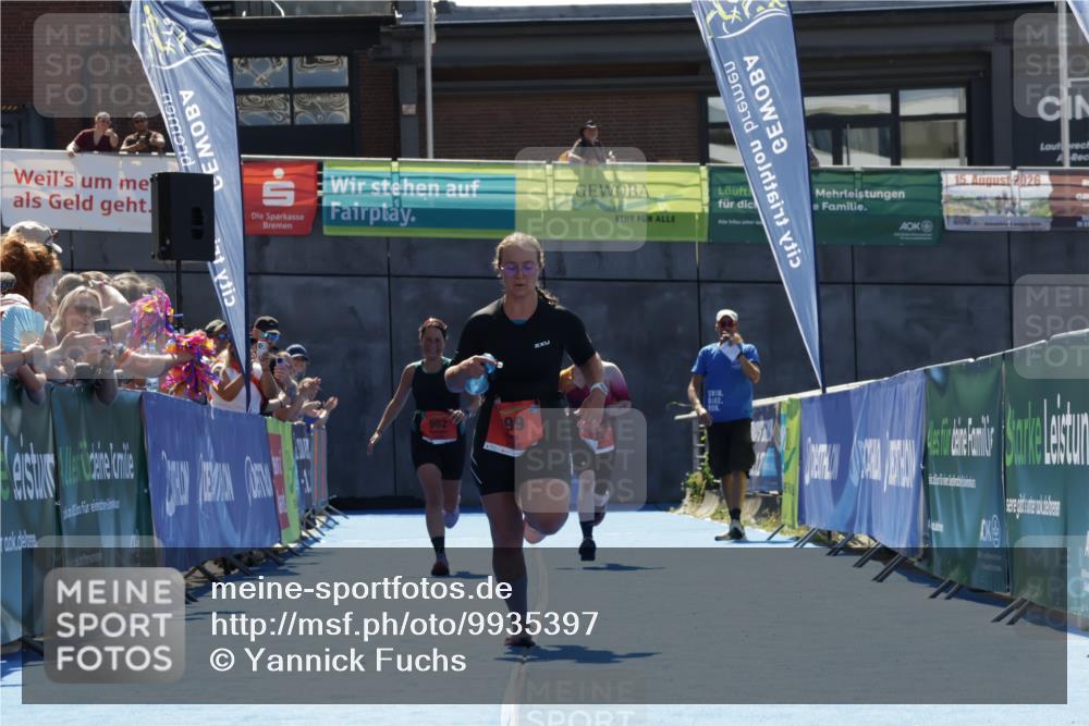 09.08.2026 - GEWOBA Citytriathlon Bremen Yannick Fuchs http://msf.ph/oto/9935397 09.08.2026 14:50:40 Ziel 899, 922, 962, 964 meine-sportfotos.de