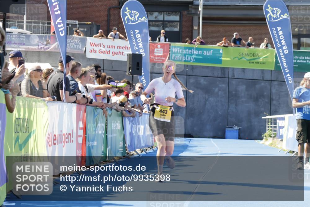09.08.2026 - GEWOBA Citytriathlon Bremen Yannick Fuchs http://msf.ph/oto/9935398 09.08.2026 11:39:17 Ziel 443 meine-sportfotos.de