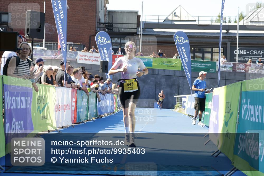 09.08.2026 - GEWOBA Citytriathlon Bremen Yannick Fuchs http://msf.ph/oto/9935403 09.08.2026 11:39:19 Ziel 443 meine-sportfotos.de