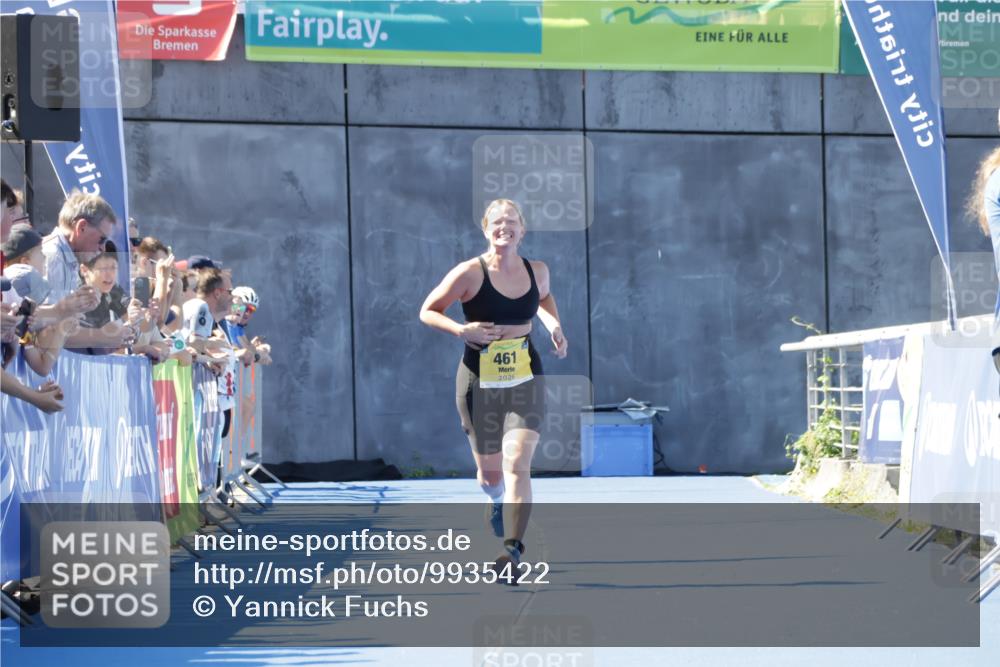 09.08.2026 - GEWOBA Citytriathlon Bremen Yannick Fuchs http://msf.ph/oto/9935422 09.08.2026 11:39:25 Ziel 461 meine-sportfotos.de