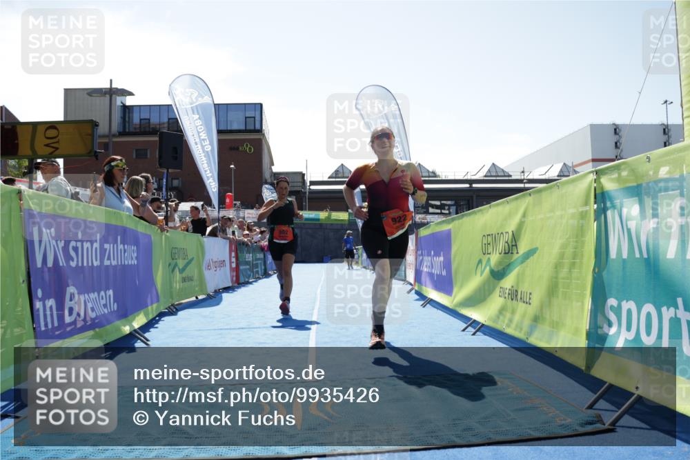 09.08.2026 - GEWOBA Citytriathlon Bremen Yannick Fuchs http://msf.ph/oto/9935426 09.08.2026 14:50:44 Ziel 899, 922, 962, 964 meine-sportfotos.de