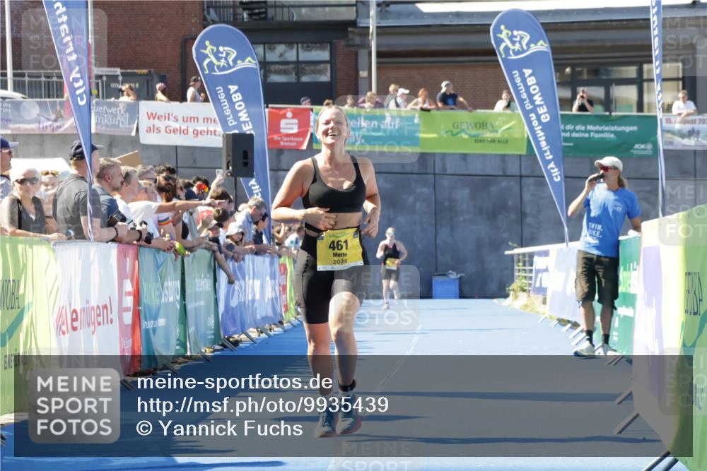 09.08.2026 - GEWOBA Citytriathlon Bremen Yannick Fuchs http://msf.ph/oto/9935439 09.08.2026 11:39:29 Ziel 461 meine-sportfotos.de