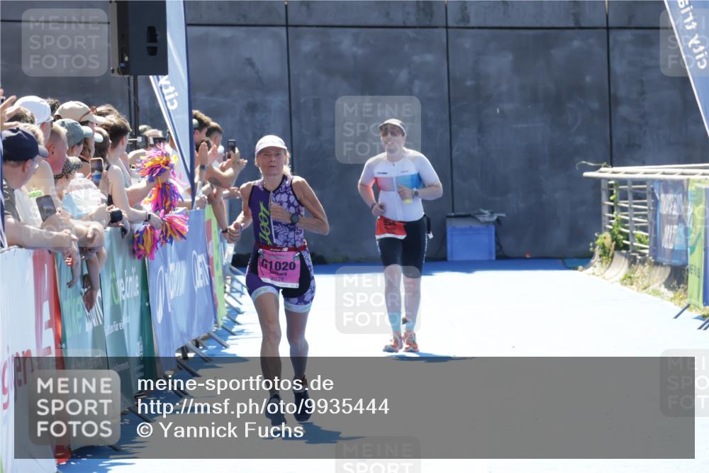 09.08.2026 - GEWOBA Citytriathlon Bremen Yannick Fuchs http://msf.ph/oto/9935444 09.08.2026 14:51:05 Ziel 1020, 1020 meine-sportfotos.de