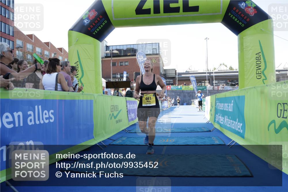09.08.2026 - GEWOBA Citytriathlon Bremen Yannick Fuchs http://msf.ph/oto/9935452 09.08.2026 11:39:32 Ziel 461 meine-sportfotos.de