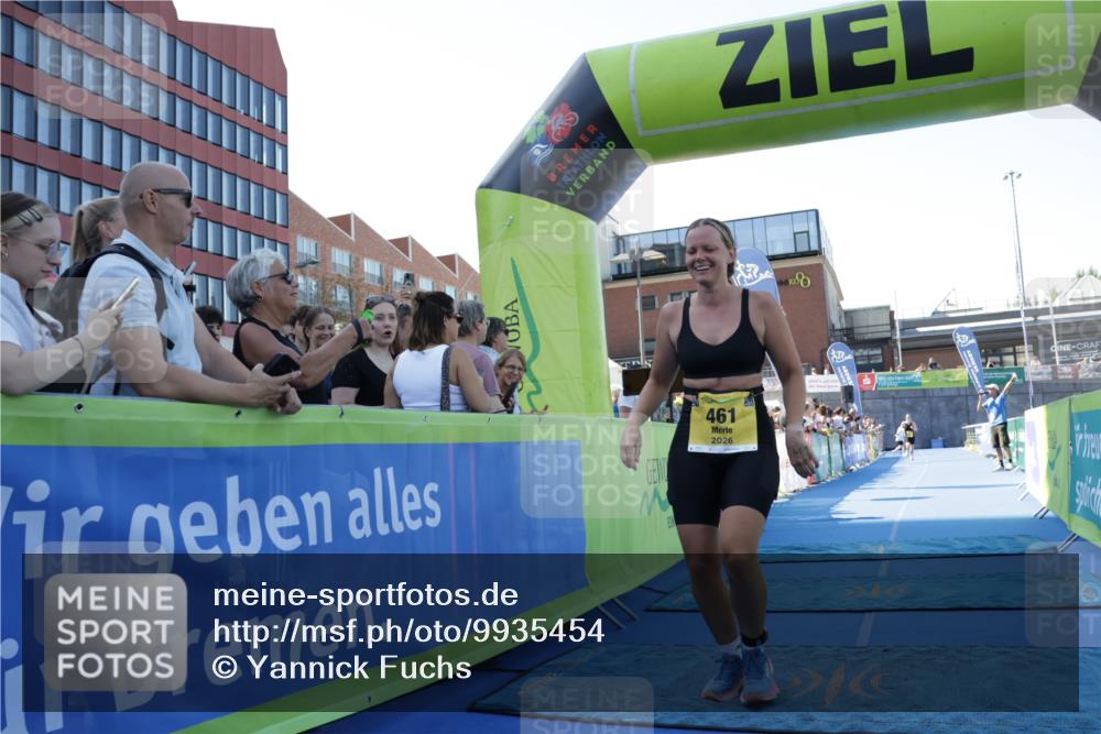 09.08.2026 - GEWOBA Citytriathlon Bremen Yannick Fuchs http://msf.ph/oto/9935454 09.08.2026 11:39:32 Ziel 461 meine-sportfotos.de