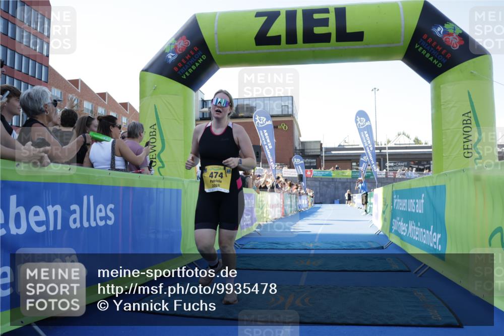 09.08.2026 - GEWOBA Citytriathlon Bremen Yannick Fuchs http://msf.ph/oto/9935478 09.08.2026 11:39:41 Ziel 474 meine-sportfotos.de