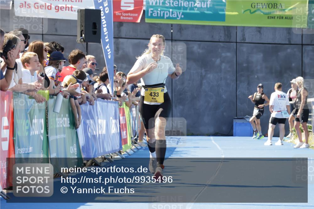 09.08.2026 - GEWOBA Citytriathlon Bremen Yannick Fuchs http://msf.ph/oto/9935496 09.08.2026 11:40:01 Ziel 374, 433 meine-sportfotos.de