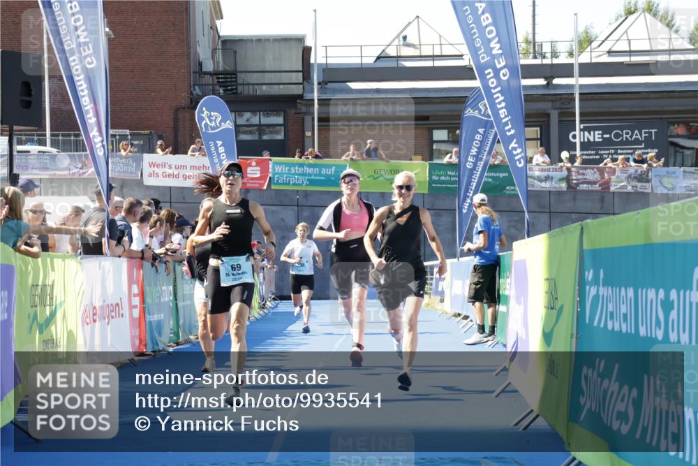 09.08.2026 - GEWOBA Citytriathlon Bremen Yannick Fuchs http://msf.ph/oto/9935541 09.08.2026 11:40:10 Ziel 69, 235, 456 meine-sportfotos.de