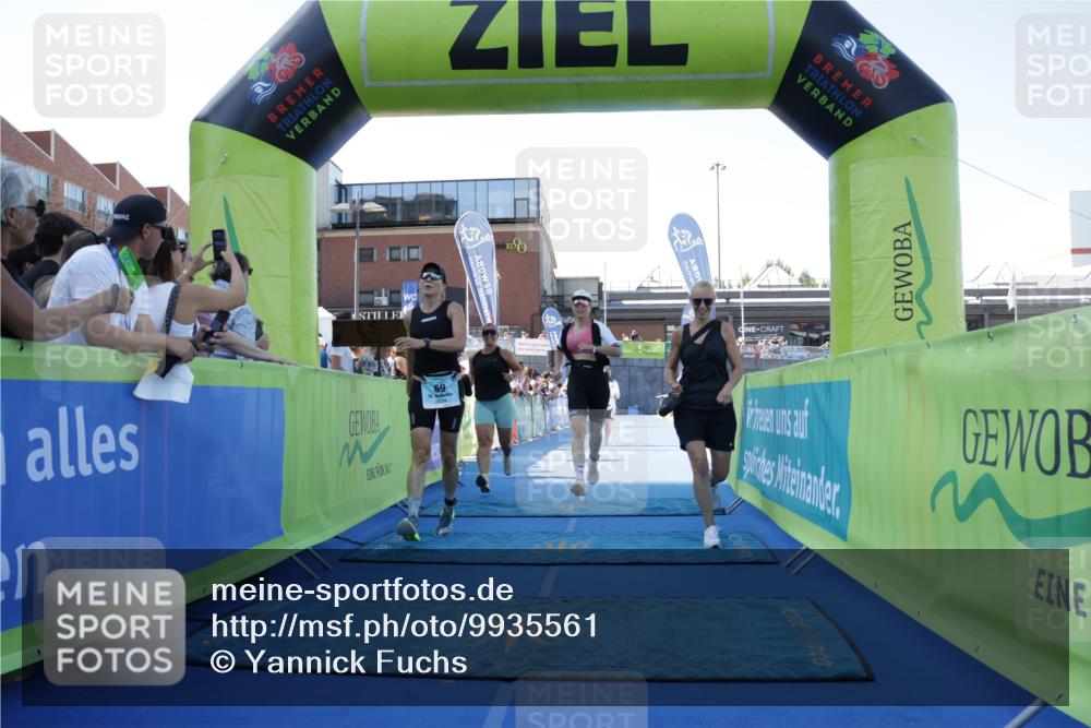 09.08.2026 - GEWOBA Citytriathlon Bremen Yannick Fuchs http://msf.ph/oto/9935561 09.08.2026 11:40:12 Ziel 69, 235, 456 meine-sportfotos.de
