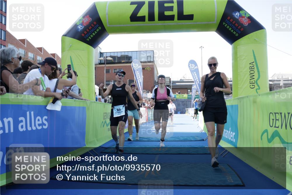 09.08.2026 - GEWOBA Citytriathlon Bremen Yannick Fuchs http://msf.ph/oto/9935570 09.08.2026 11:40:12 Ziel 69, 235, 456 meine-sportfotos.de