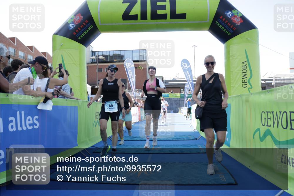 09.08.2026 - GEWOBA Citytriathlon Bremen Yannick Fuchs http://msf.ph/oto/9935572 09.08.2026 11:40:13 Ziel 69, 235, 456, 527 meine-sportfotos.de