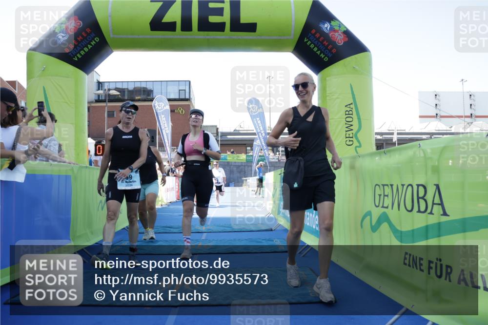 09.08.2026 - GEWOBA Citytriathlon Bremen Yannick Fuchs http://msf.ph/oto/9935573 09.08.2026 11:40:13 Ziel 69, 235, 456, 527 meine-sportfotos.de
