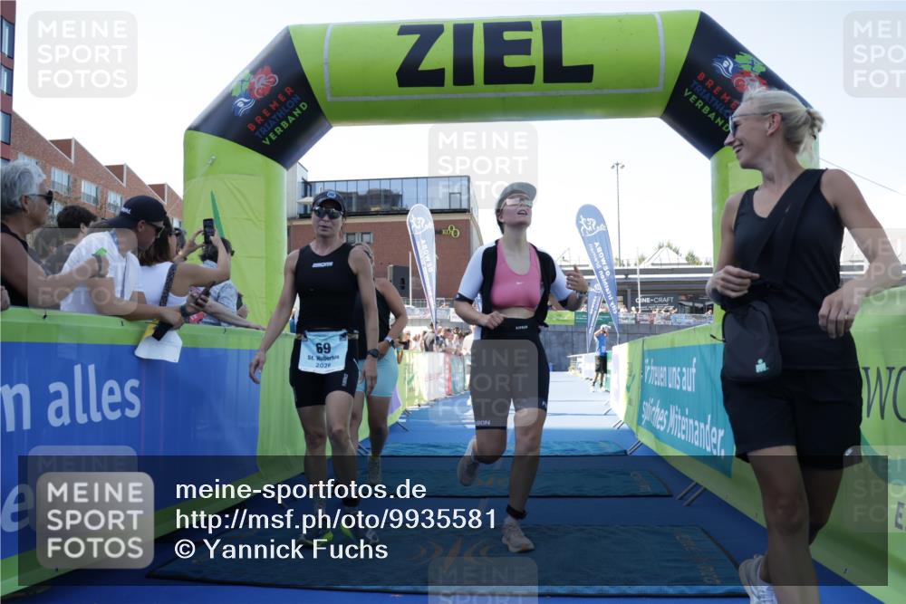 09.08.2026 - GEWOBA Citytriathlon Bremen Yannick Fuchs http://msf.ph/oto/9935581 09.08.2026 11:40:13 Ziel 69, 235, 456, 527 meine-sportfotos.de