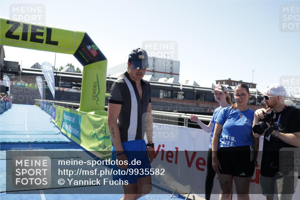 09.08.2026 - GEWOBA Citytriathlon Bremen Yannick Fuchs http://msf.ph/oto/9935582 09.08.2026 14:51:50 Ziel  meine-sportfotos.de