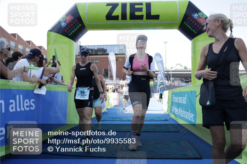 09.08.2026 - GEWOBA Citytriathlon Bremen Yannick Fuchs http://msf.ph/oto/9935583 09.08.2026 11:40:13 Ziel 69, 235, 456, 527 meine-sportfotos.de