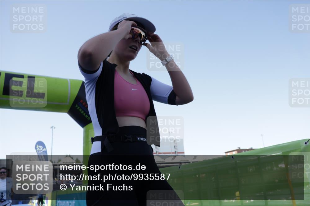 09.08.2026 - GEWOBA Citytriathlon Bremen Yannick Fuchs http://msf.ph/oto/9935587 09.08.2026 11:40:15 Ziel 69, 235, 456, 527 meine-sportfotos.de