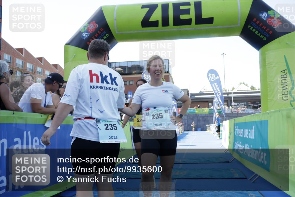 09.08.2026 - GEWOBA Citytriathlon Bremen Yannick Fuchs http://msf.ph/oto/9935600 09.08.2026 11:40:20 Ziel 527 meine-sportfotos.de