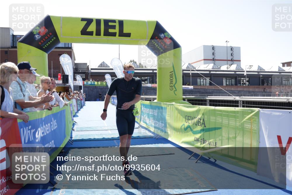 09.08.2026 - GEWOBA Citytriathlon Bremen Yannick Fuchs http://msf.ph/oto/9935604 09.08.2026 14:52:06 Ziel 532 meine-sportfotos.de