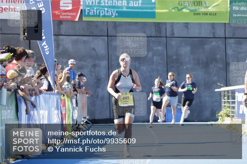 09.08.2026 - GEWOBA Citytriathlon Bremen Yannick Fuchs http://msf.ph/oto/9935609 09.08.2026 11:40:24 Ziel 445 meine-sportfotos.de