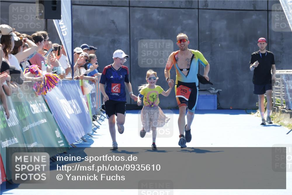 09.08.2026 - GEWOBA Citytriathlon Bremen Yannick Fuchs http://msf.ph/oto/9935610 09.08.2026 14:52:18 Ziel  meine-sportfotos.de