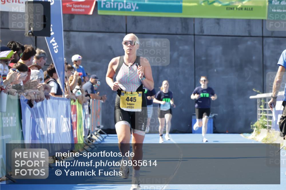 09.08.2026 - GEWOBA Citytriathlon Bremen Yannick Fuchs http://msf.ph/oto/9935614 09.08.2026 11:40:26 Ziel 445 meine-sportfotos.de