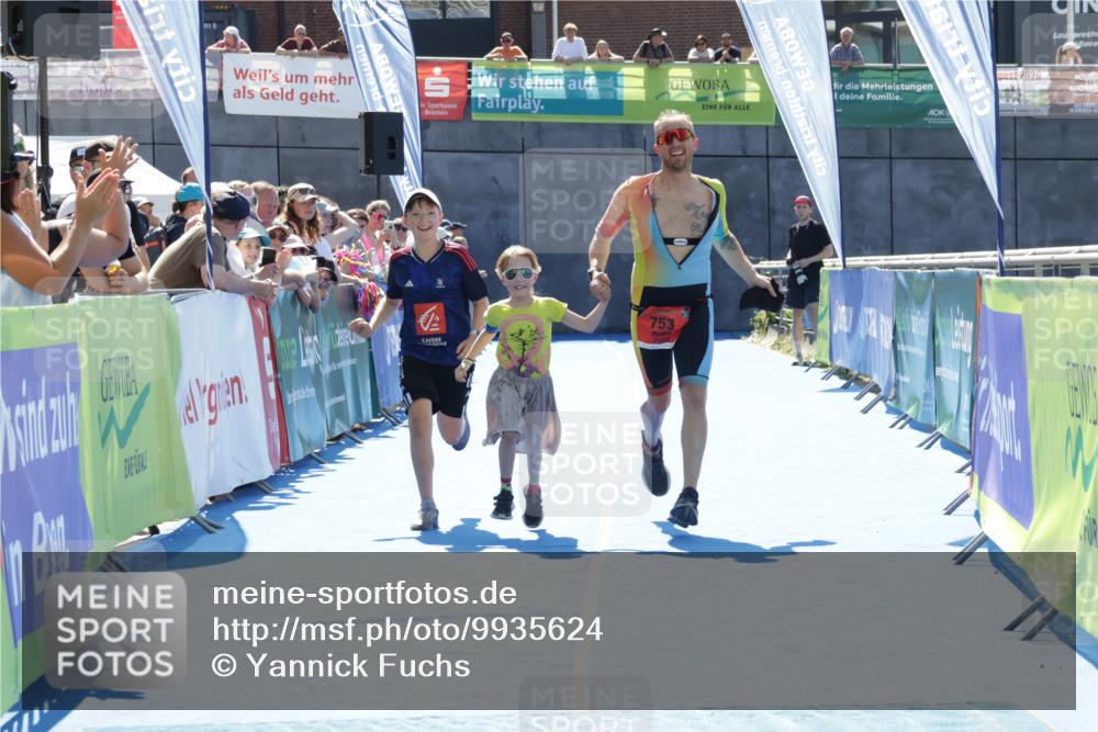 09.08.2026 - GEWOBA Citytriathlon Bremen Yannick Fuchs http://msf.ph/oto/9935624 09.08.2026 14:52:22 Ziel 753 meine-sportfotos.de