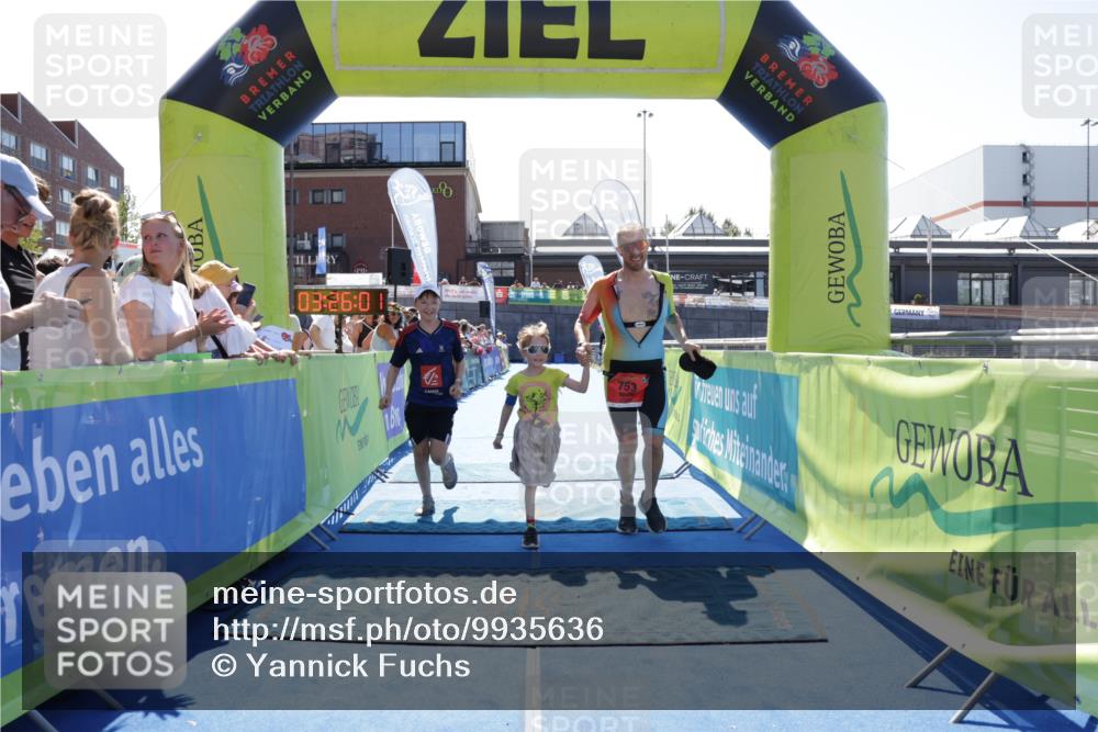 09.08.2026 - GEWOBA Citytriathlon Bremen Yannick Fuchs http://msf.ph/oto/9935636 09.08.2026 14:52:25 Ziel 753 meine-sportfotos.de