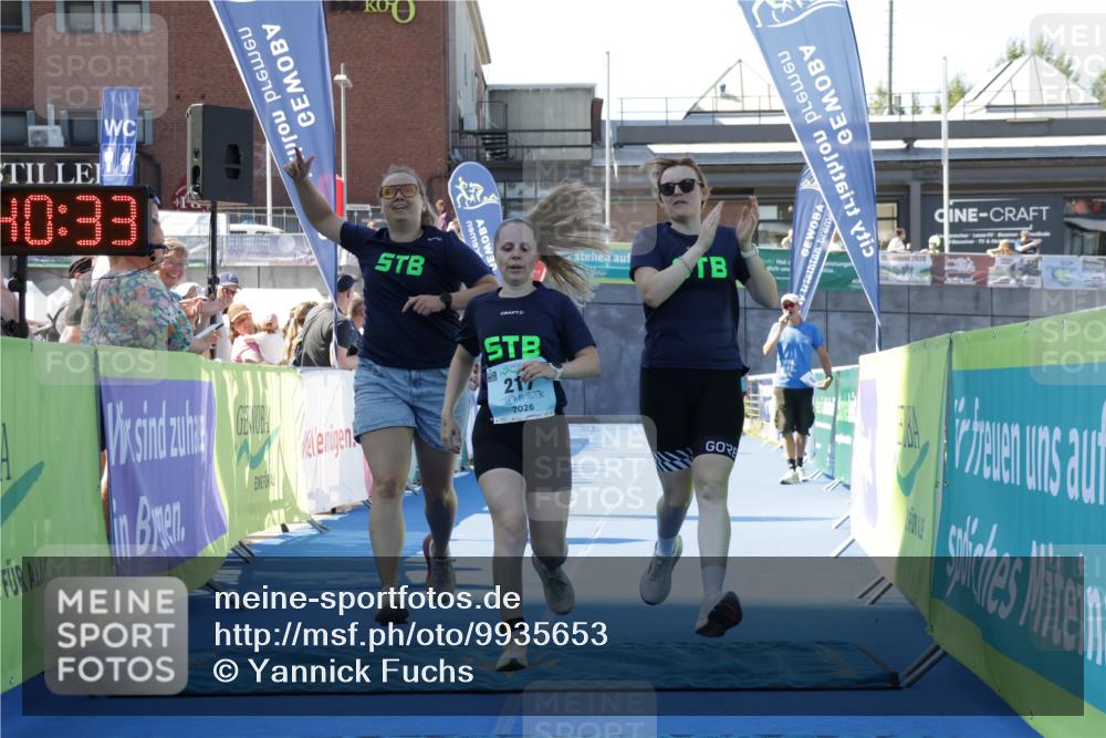 09.08.2026 - GEWOBA Citytriathlon Bremen Yannick Fuchs http://msf.ph/oto/9935653 09.08.2026 11:40:37 Ziel 217 meine-sportfotos.de